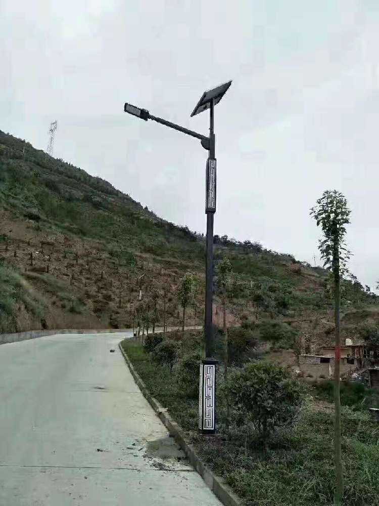 理塘县仿古太阳能路灯